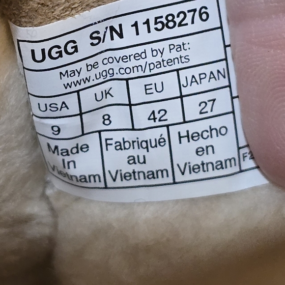 UGG Womens Tan Suede Shoes